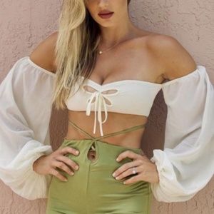 Oh polly, long sleeve, white crop top size S